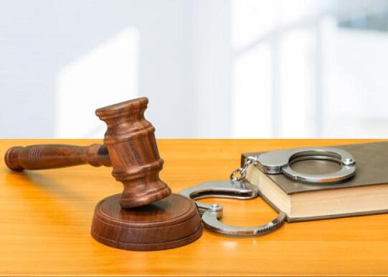 专业刑事律师团队，高效辩护保障权益 | 免费咨询