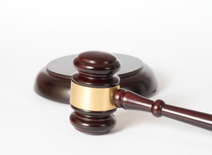 刑事和解流程与法律效力解析：如何通过和解减轻刑事责任与赔偿损失