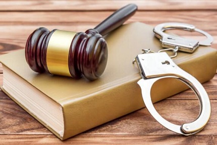 企业非法解除劳动合同员工如何协商维权保障合法权益