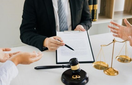 刑事辩护律师专业代理各类刑事案件提供高效法律辩护服务