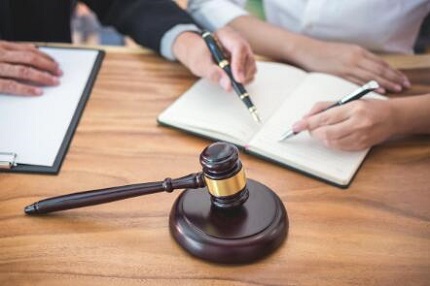 男子因涉嫌盗窃被刑事拘留 警方提醒市民注意防范