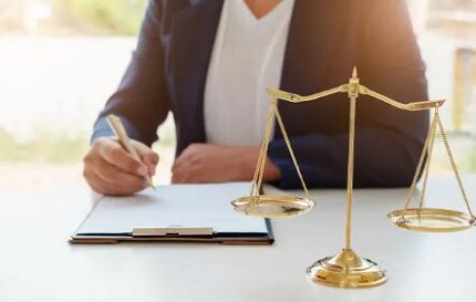 刑事拘留后家属必看专业律师教你正确处理流程避免错失黄金救援期保护合法权益
