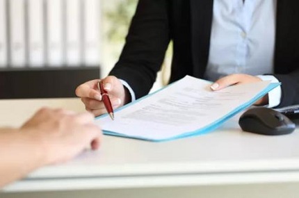 婚姻纠纷律师专业解决离婚财产分割抚养权争议提供法律咨询与诉讼代理服务