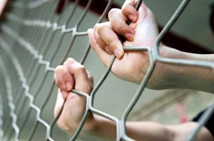 深圳刑事律师专业辩护团队：高效解决各类刑事案件维护当事人合法权益