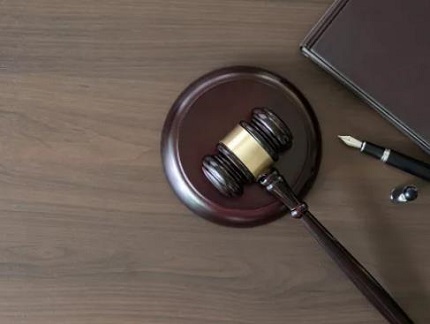 深圳男子因涉嫌盗窃被刑事拘留 警方提醒市民加强防范意识