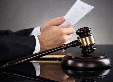 刑事律师专业辩护团队：高效解决各类刑事案件维护当事人合法权益