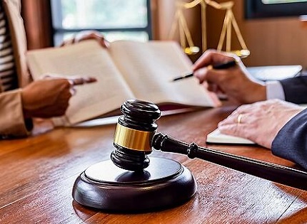 专业刑事律师团队：高效辩护，保障您的合法权益 | 免费咨询