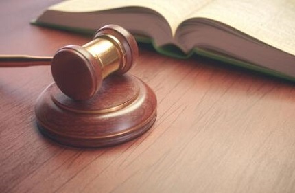 公司非法解除劳动合同员工如何维权索赔及法律救济途径