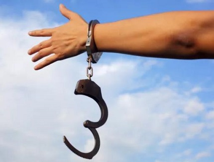 刑事拘留流程解析：了解法律程序与权益保护 | 专业律师指导